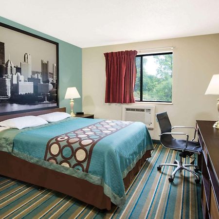 Super 8 By Wyndham Pittsburgh Pa Airport-University Area Moon Township Exterior photo