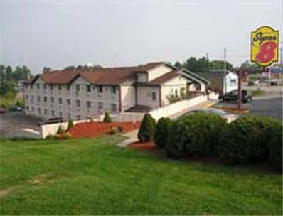 Super 8 By Wyndham Pittsburgh Pa Airport-University Area Moon Township Exterior photo